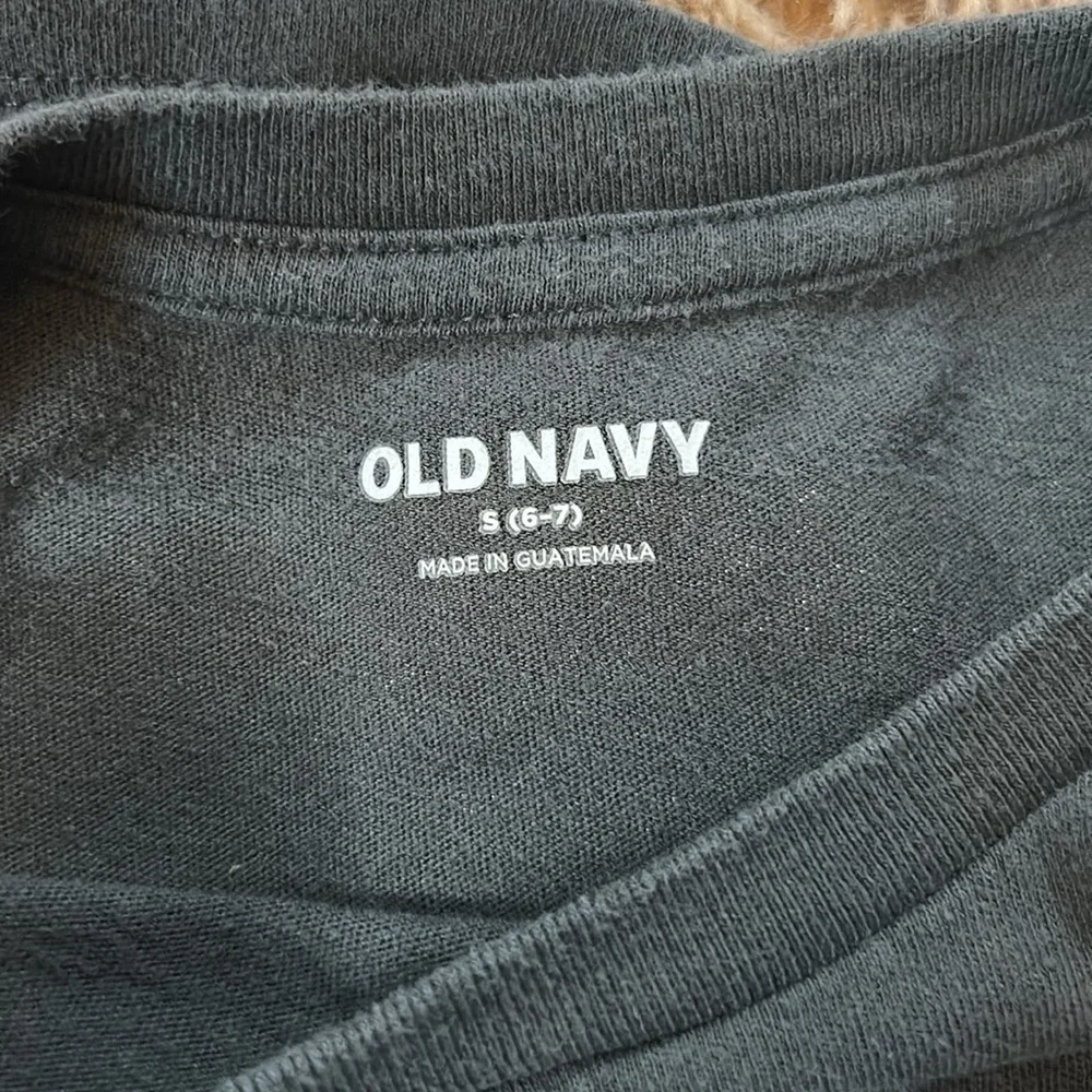 Boys Old Navy T shirt